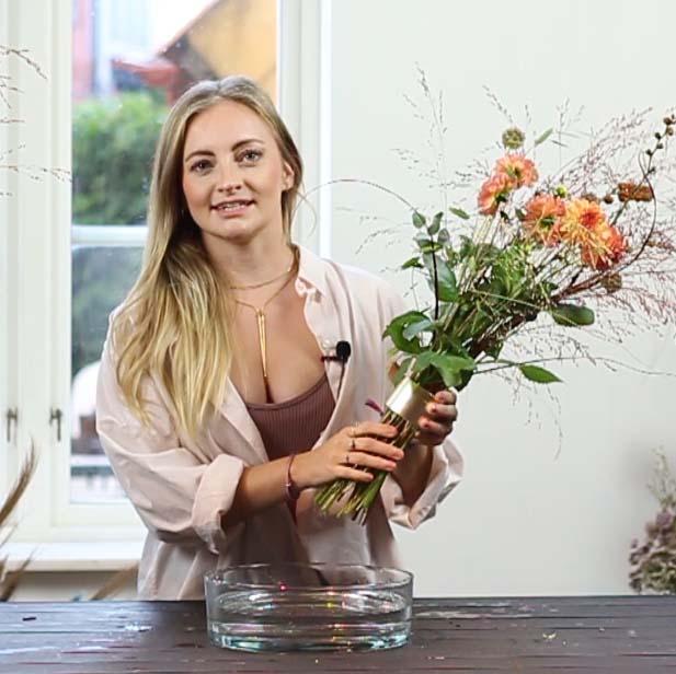 Hanataba Pearly Silver